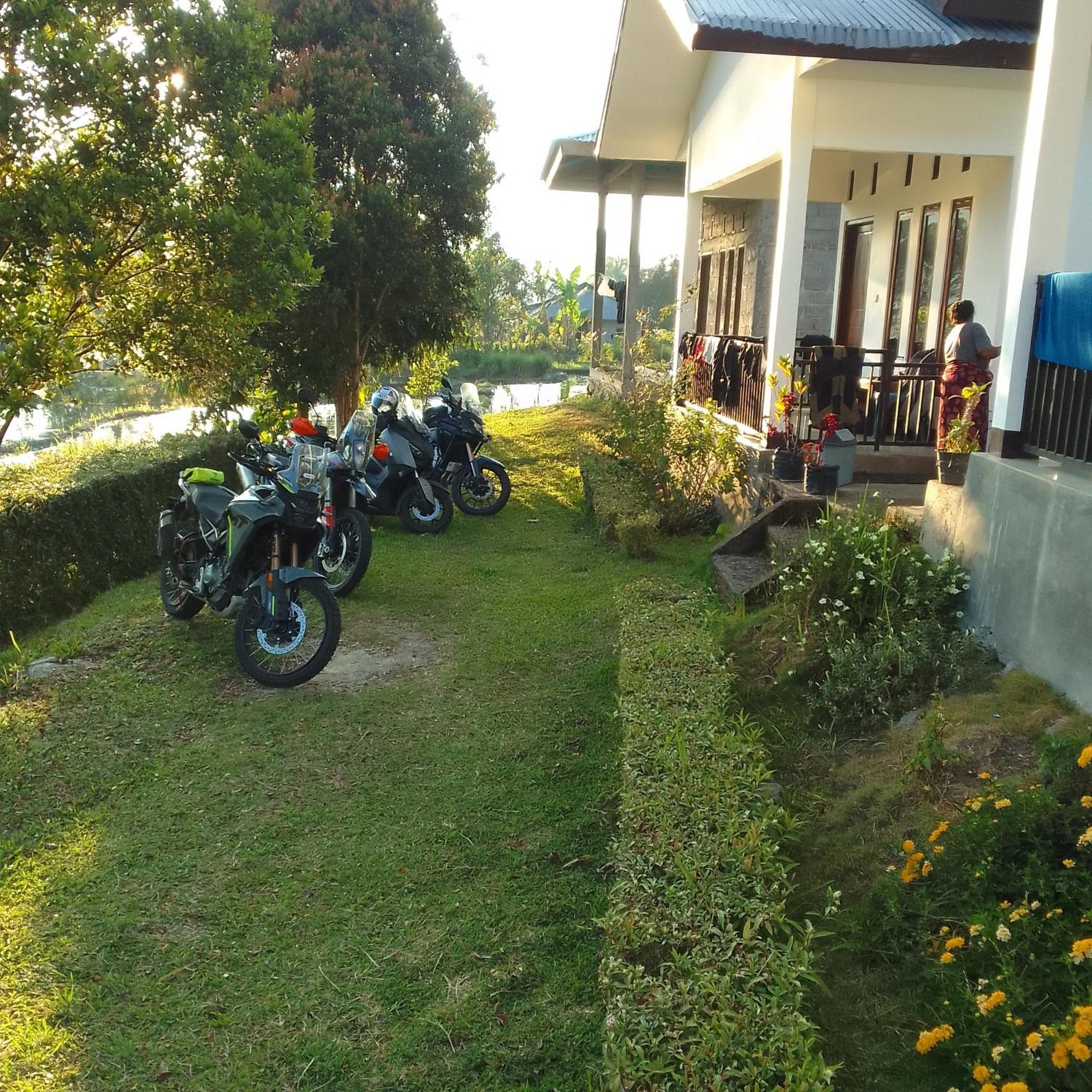 Shila Bungalow Kelimutu Exterior photo
